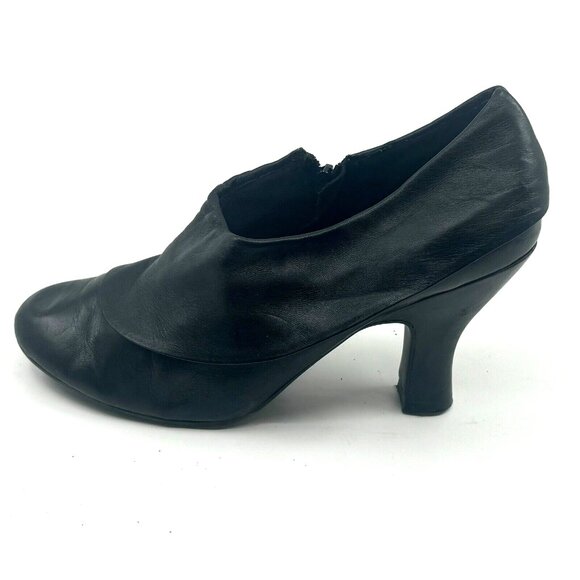 me too Fremont Leather Cuffed Ankle Bootie Spool Heel Shoe, Women's 9M, Black - Picture 9 of 10